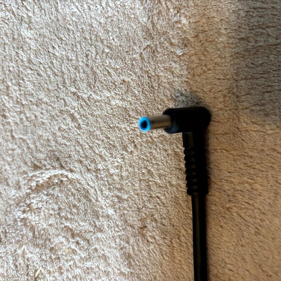 HP 65W Blue Tip OEM Laptop Charger AC Adapter 19.5V 3.33A - Picture 4 of 6
